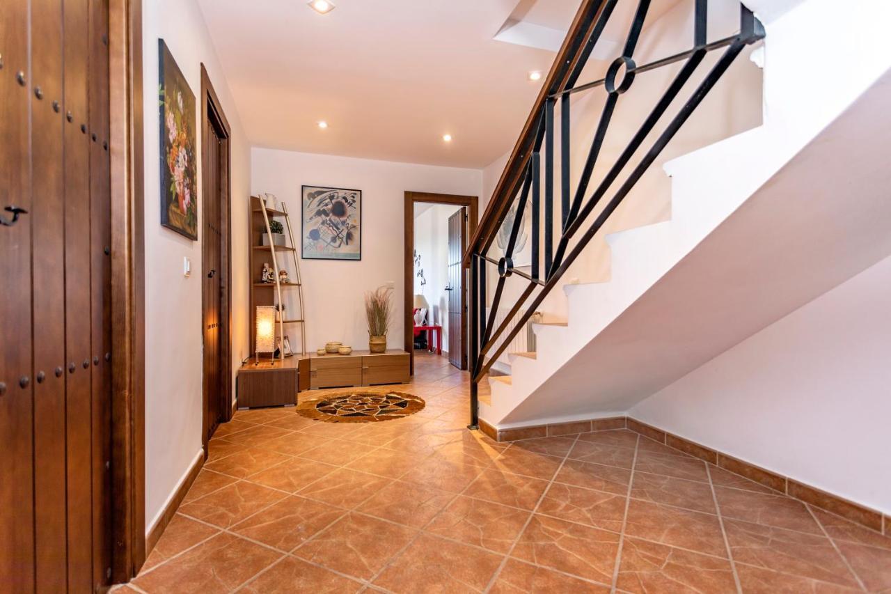 Holiday Home El Encinar Alcaucin Bagian luar foto