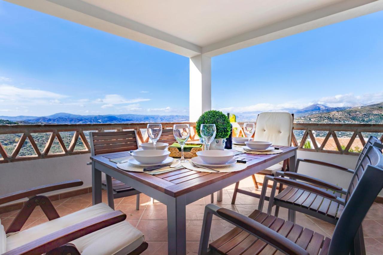 Holiday Home El Encinar Alcaucin Bagian luar foto